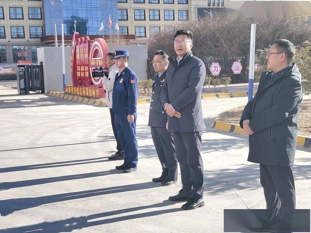 州委常委,海晏县委书记桑本同志率四大班子看望慰问消防救援人员_人民