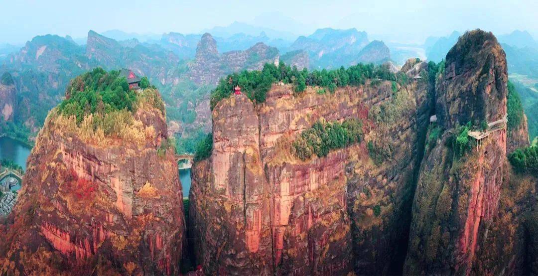 礼品力度超大,而且只要参与鹰潭仙人城景区推出了2021年最后一波活动