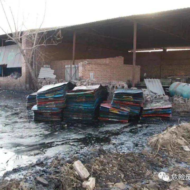 5000余只废油桶共753.51吨堆积如山、9人涉案！最新关于危废仓库建设参考标准！_裴某_平遥县_处置
