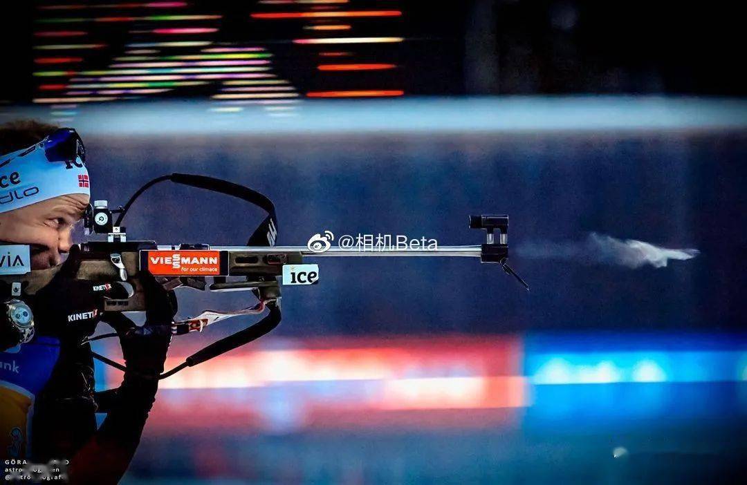 每秒120帧尼康z9捕获飞射出枪口的子弹