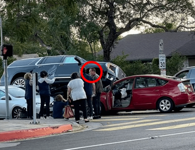 知名男演员突发车祸