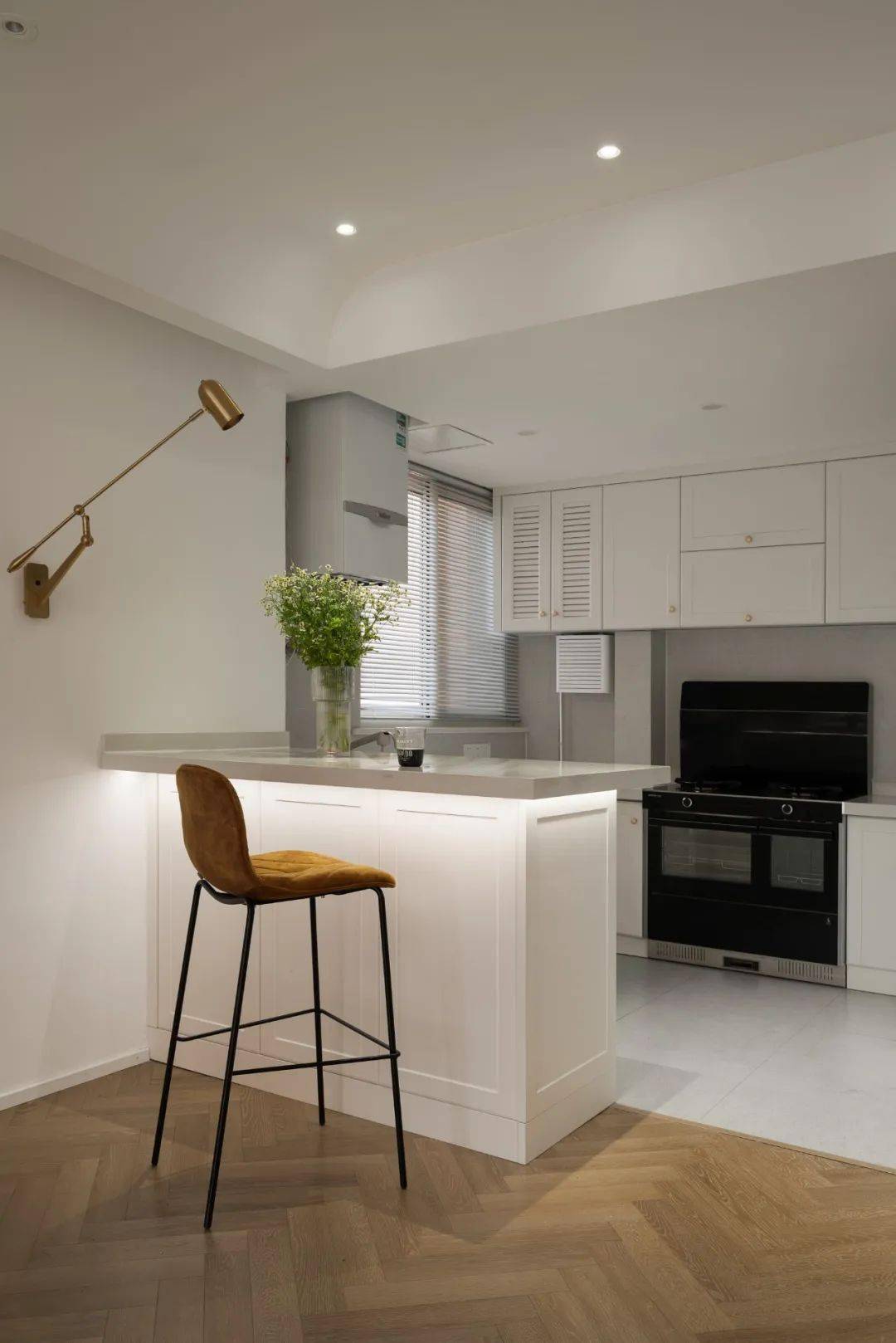 客厅小县城装修天花板！拒绝土味精装，不走网红风，沙漠配色太惊艳了！