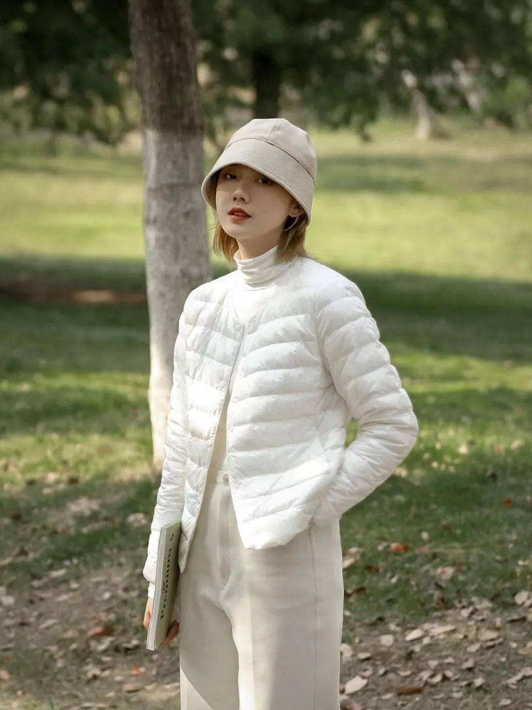 设计 显瘦10斤的羽绒服，百元内无敌！超大白鸭绒，蓬松保暖~