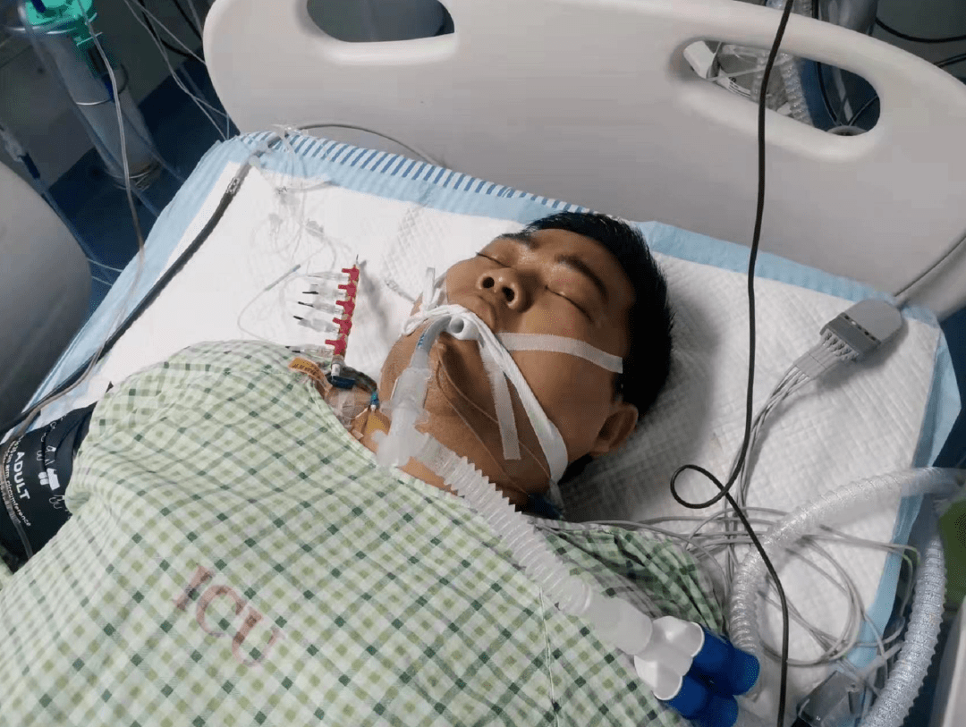 家中顶梁柱不幸遭遇车祸icu门外妻子跪拜求助
