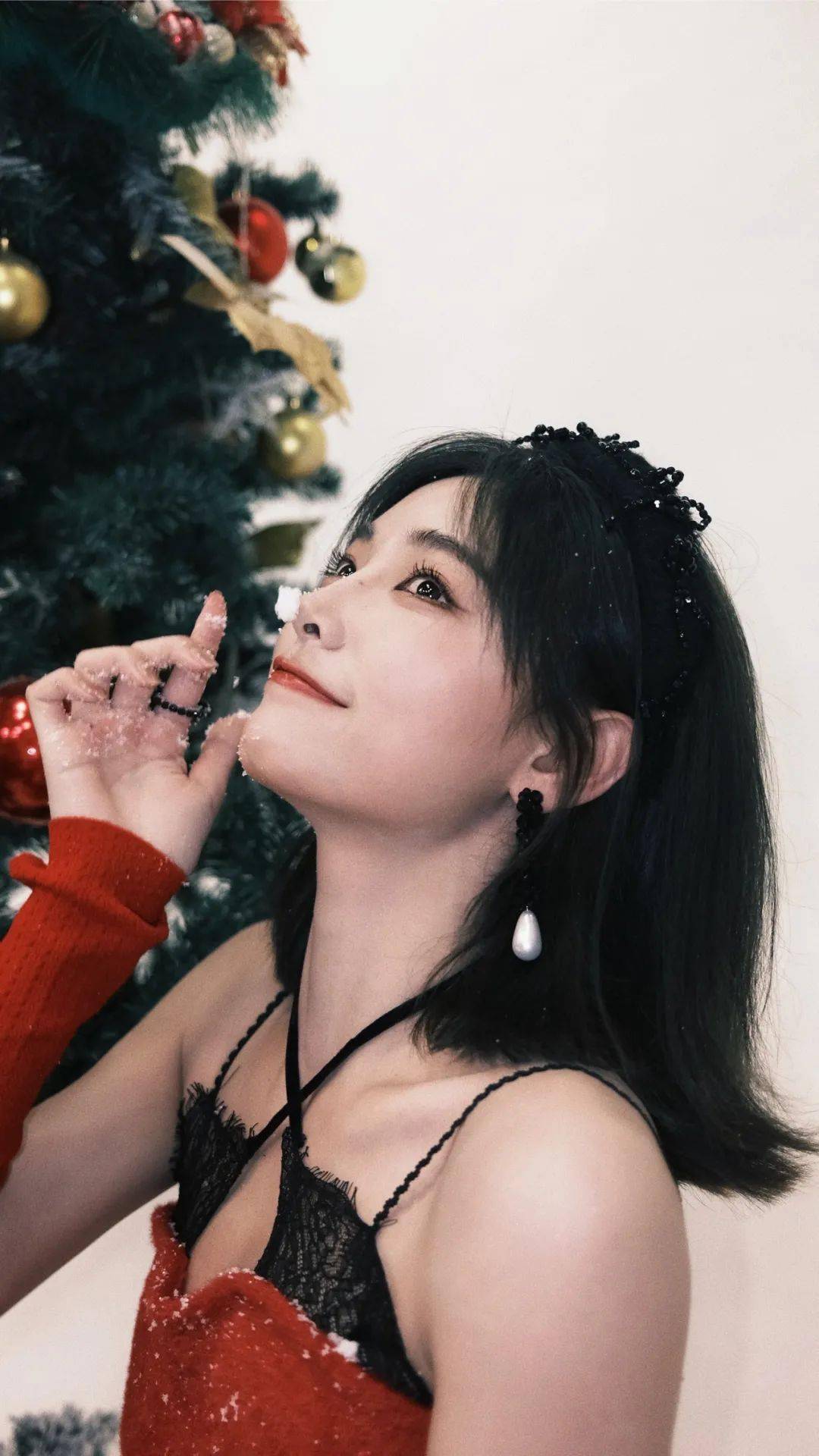 眼睛|有效笑容如何诞生？年夜饭别再尬笑 娜扎教你正确用脸