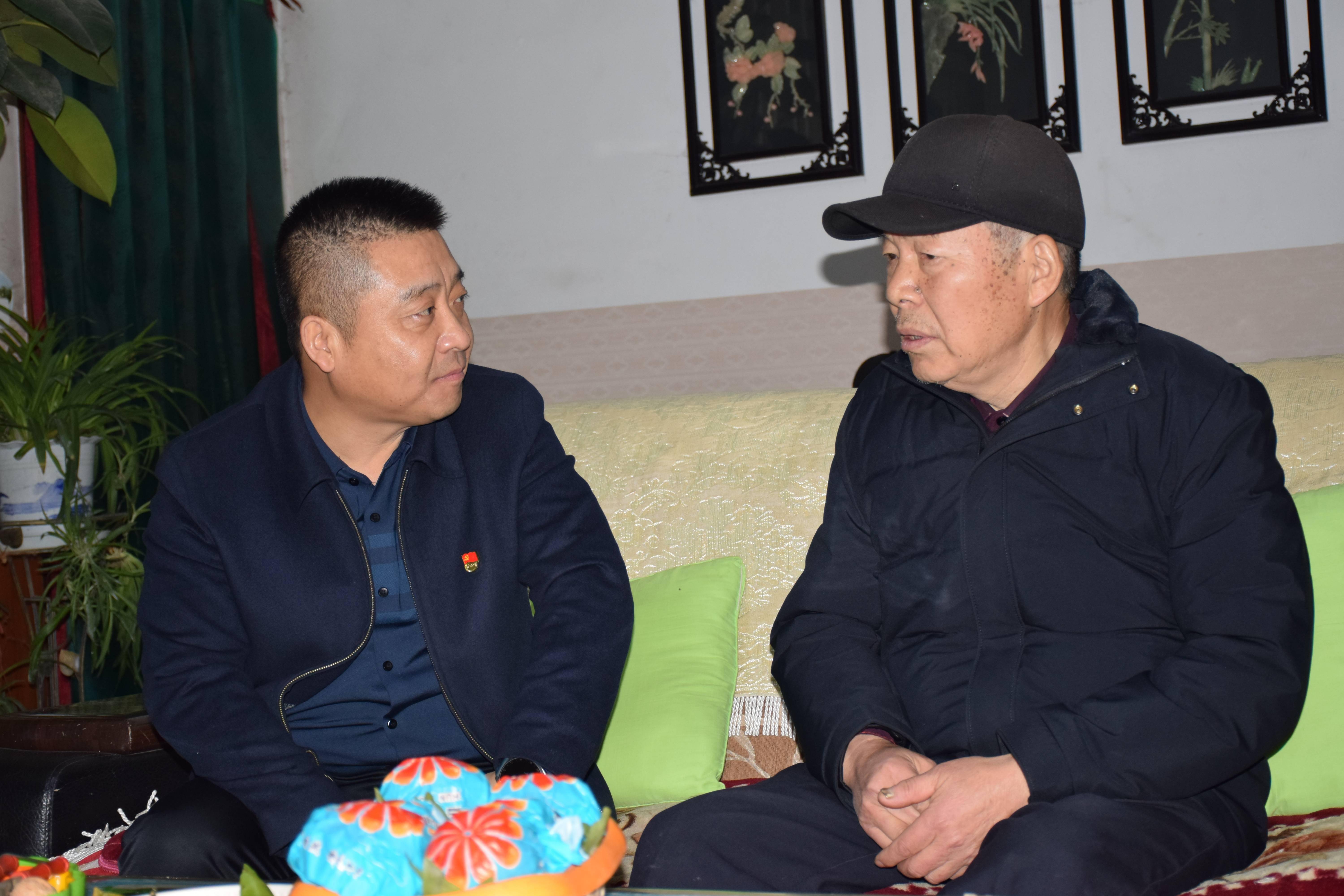 蒲城县副县长王辉带队开展春节前走访慰问活动