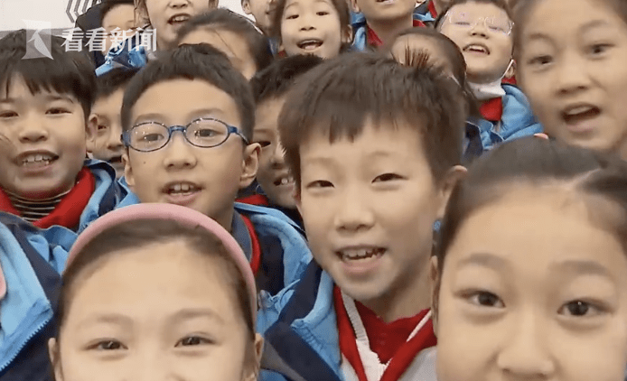 上冰4次就会滑 上海这所公办小学是怎么做到的？