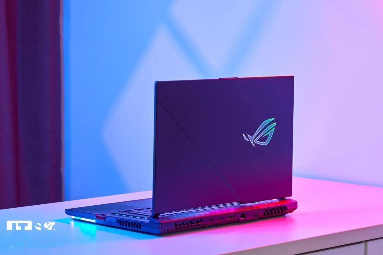 ROG 枪神 6 游戏本评测：i9-12900H+RTX 3070Ti 旗舰组合的游戏本