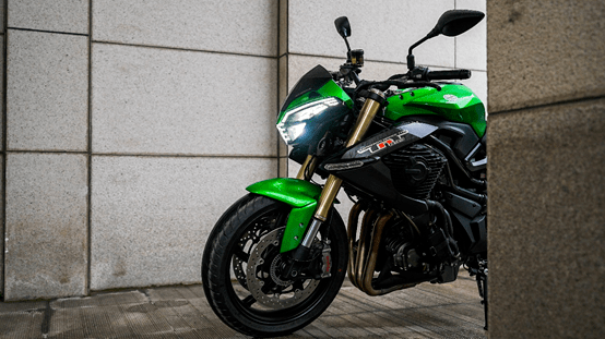 贝纳利三缸街车tnt899即将登场预估价格区间68万元