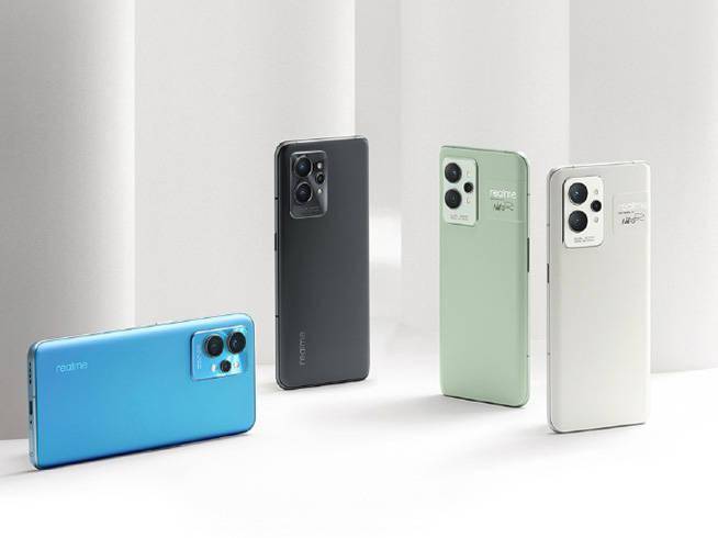 最适合玩游戏的骁龙8旗舰，真我GT2 Pro全新钛蓝配色开售