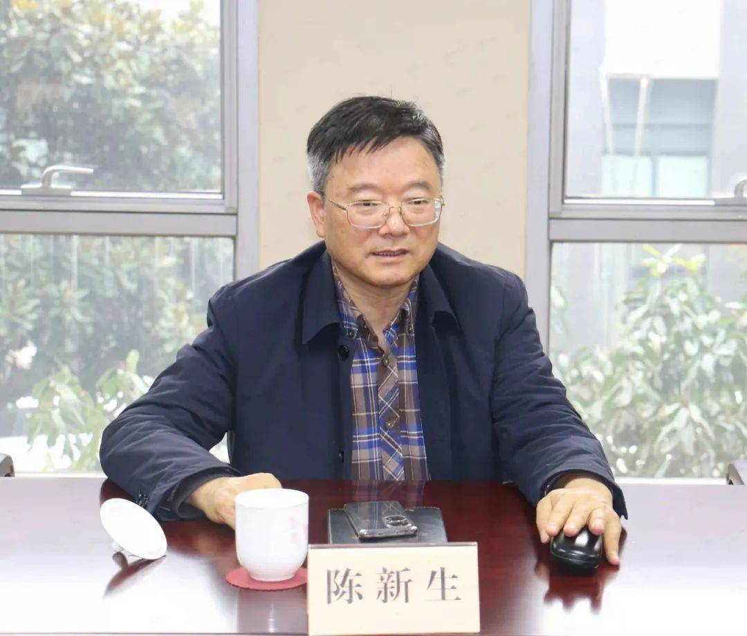 市人大社会建设委员会召开年度工作总结会