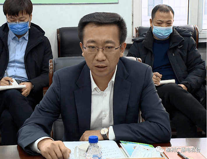 在春节即将来临之际,市委书记林小明走访慰问了市疫情防控领导小组