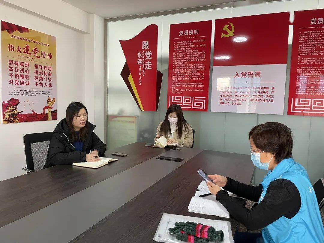 富昌乡调研过程中,项目组社工通过对社工站负责同志进行深入访谈
