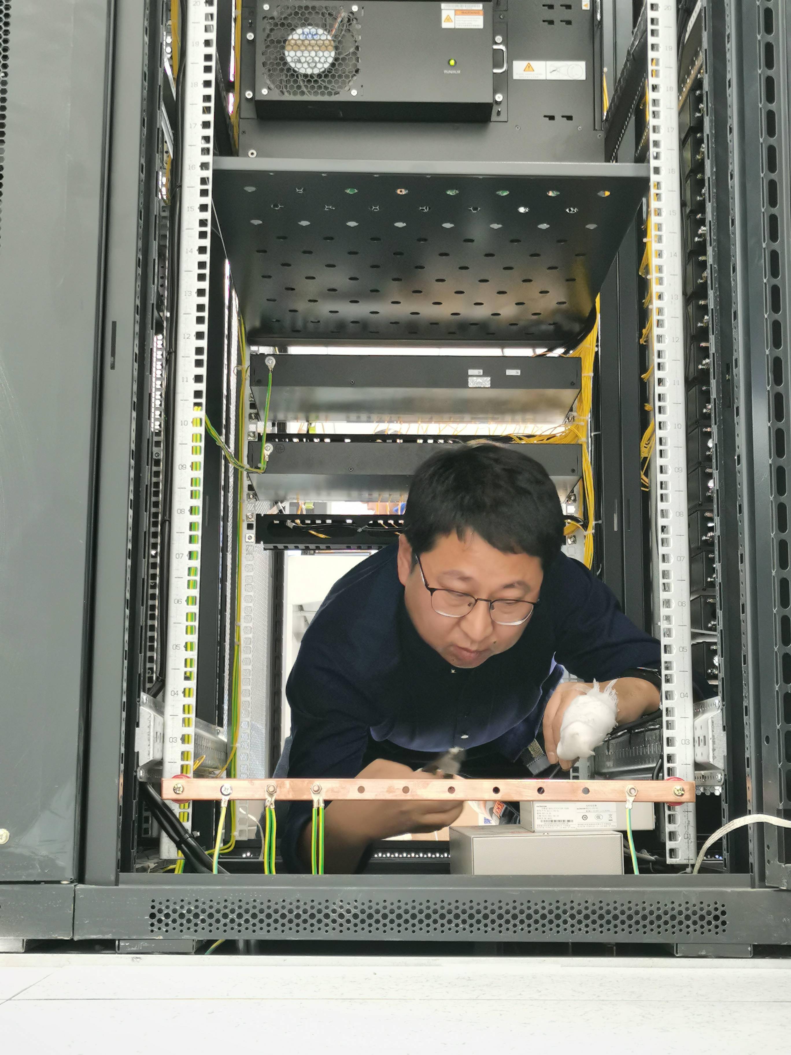 张家口赛区科技安保团队：用航天技术为雪城织“天网”