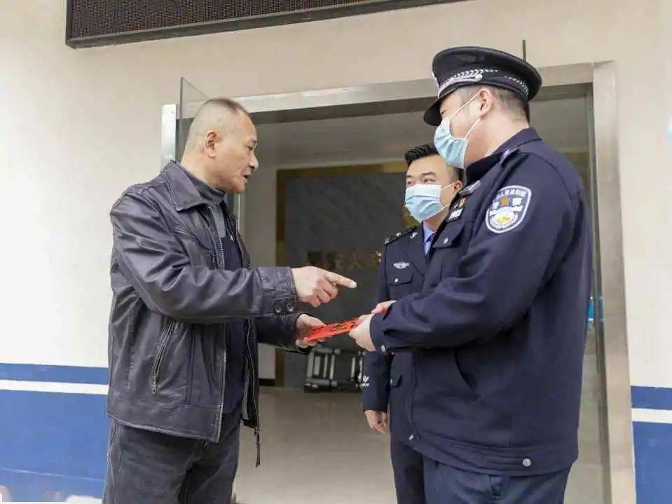 市领导蔡立新深入福安火车站联合执勤中心开展调研及春节慰问活动
