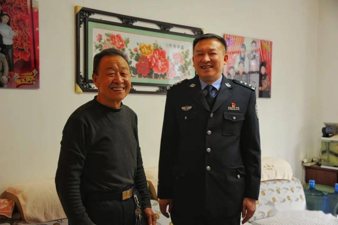 真情关怀老干部春节慰问润心田蒲县公安局新春走访慰问退休老干部