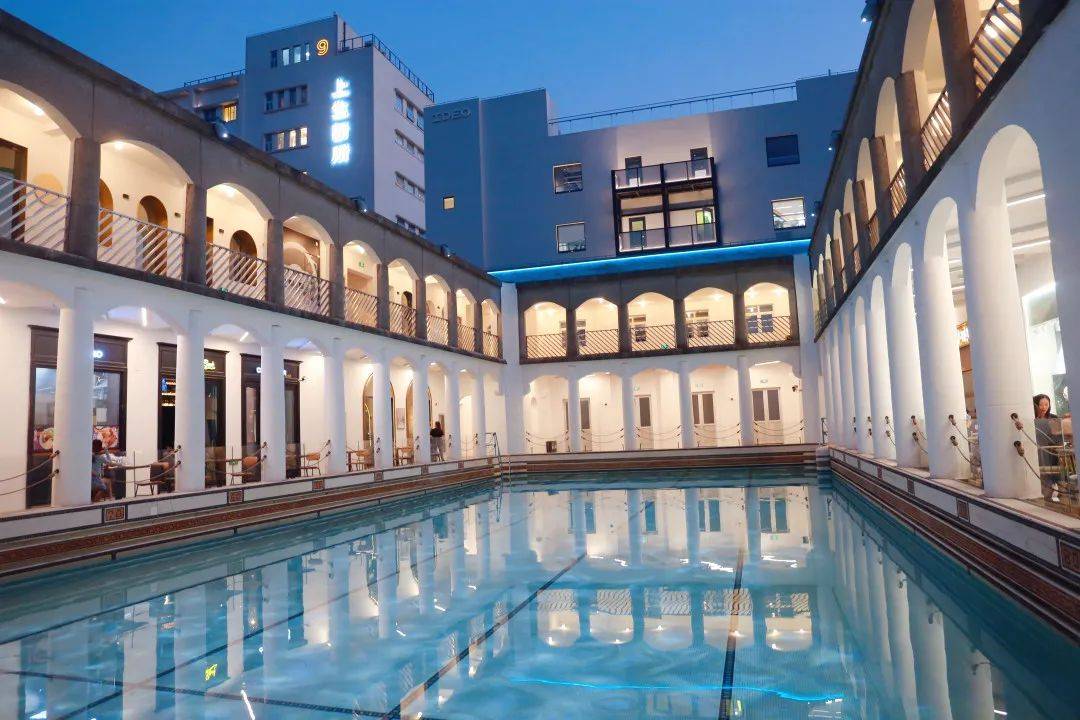 点旧成金老宅新堂满生机