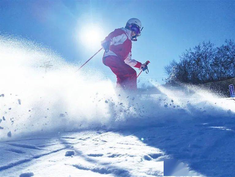 晋阳湖滑雪图片