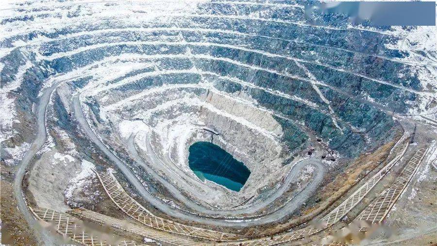 新疆富蕴三号矿坑的真相