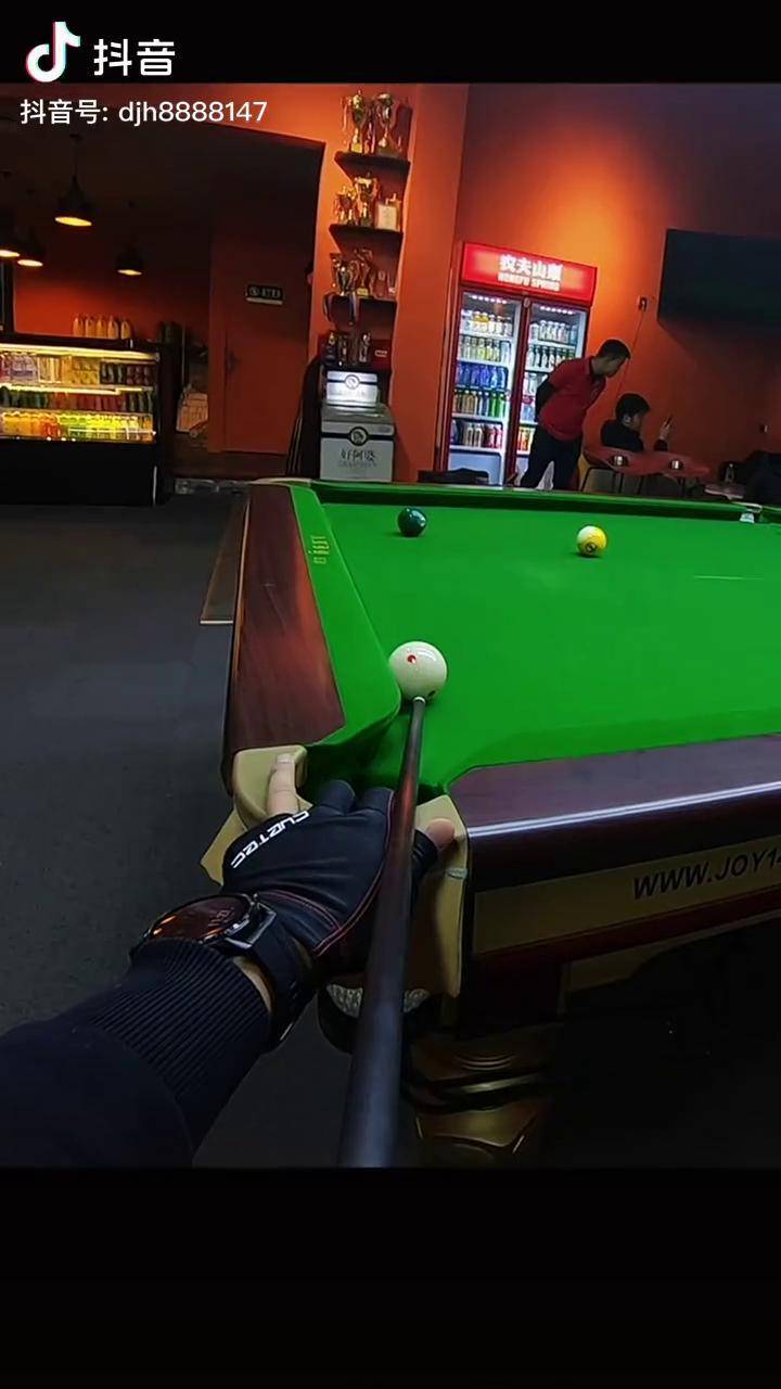 用我的大黑棍,给大家展示个一杆清台台球 党金虎 球坦克