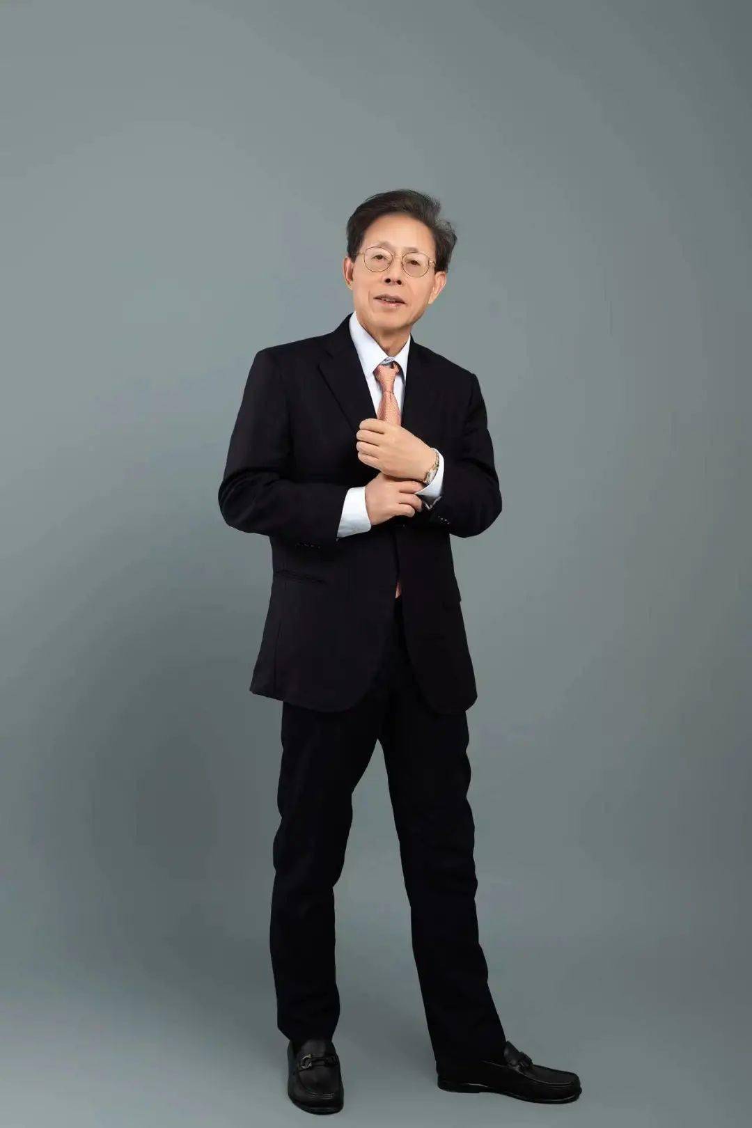 宇量电池毛焕宇:祝大家身体健康,生意兴隆!