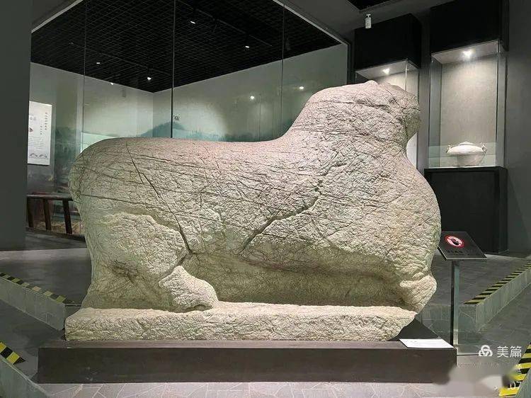 【虎年说虎】仪征博物馆的"西汉石虎"_中国_汉代_农历