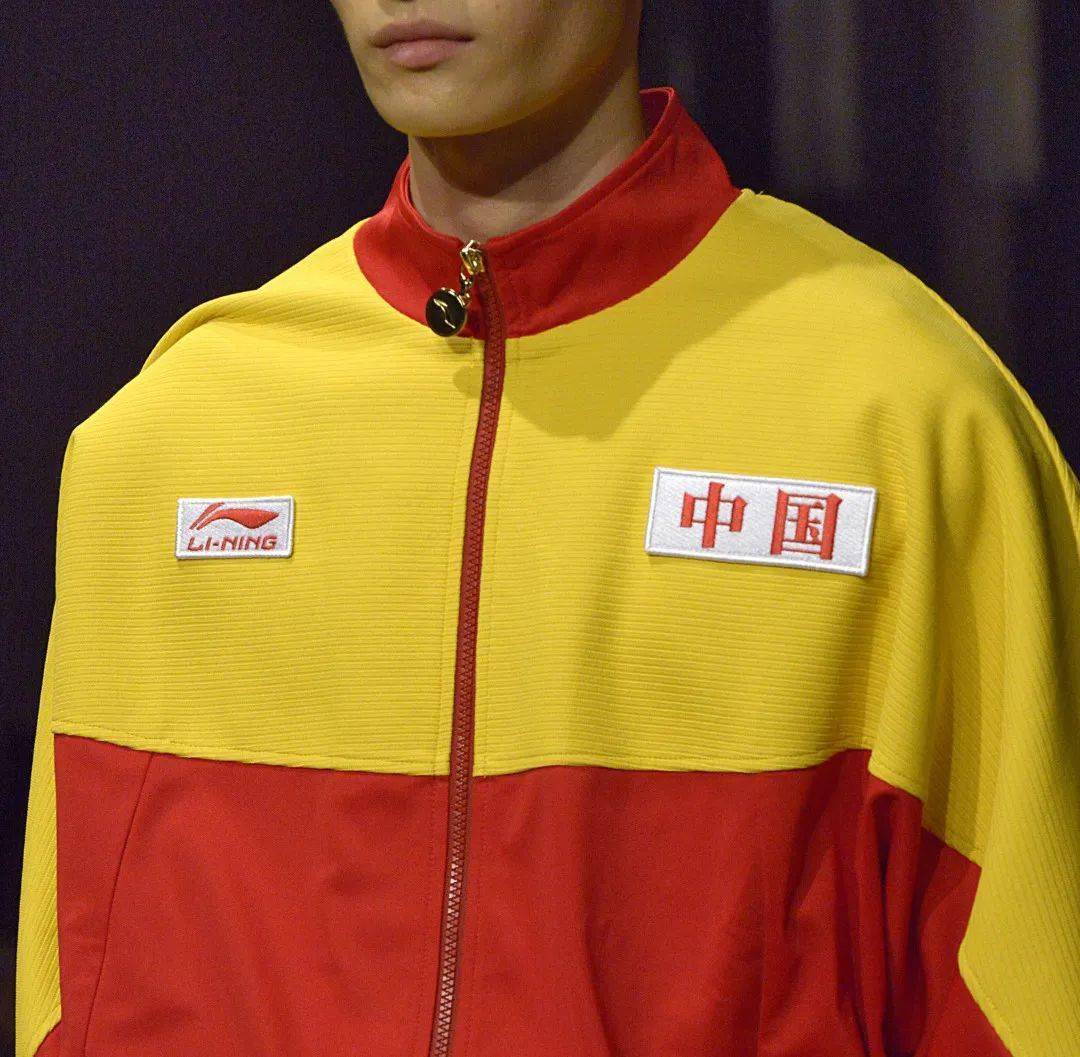 LI-NING 李宁 | 戴上口罩,创造我们的V时刻_Victory_体育运动_igc