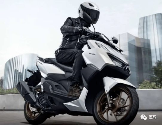 本田发布高颜值vario160踏板车