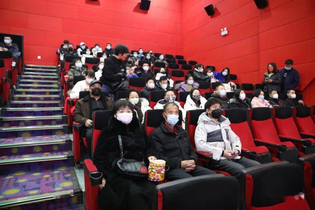 部开展春节期间电影院疫情防控工作督查 提醒市民:观影一定要戴口罩哦
