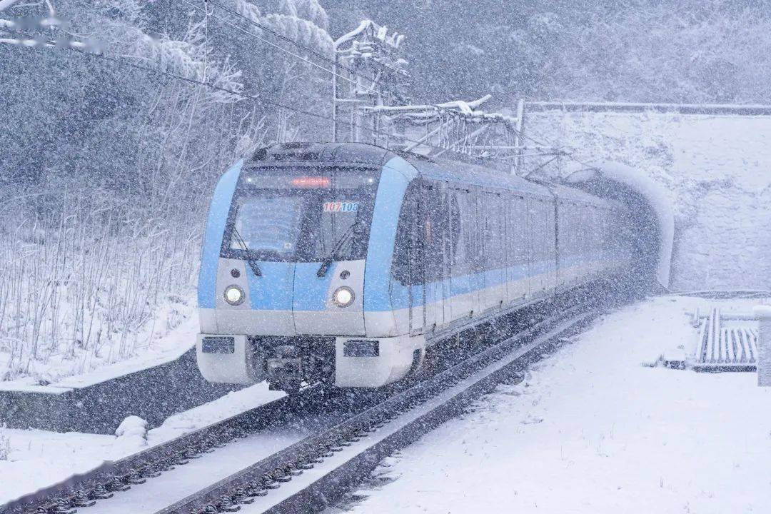 大雪坐地铁准行