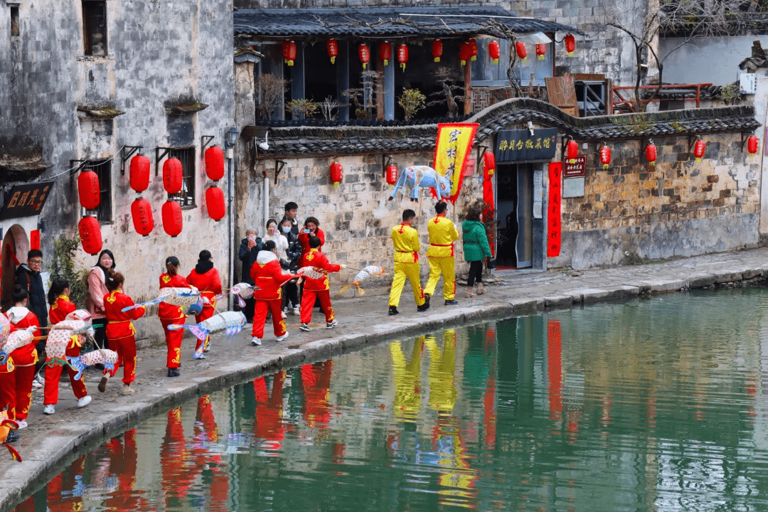 中原的特点,至唐宋时期逐渐固定下来,成为具有徽州特色的岁时节庆习俗