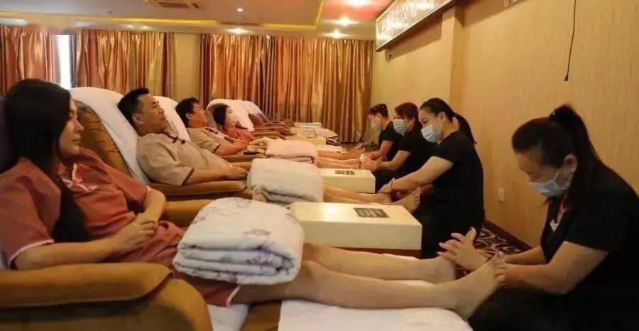 烟台磁山温泉成人温泉票自助餐原价226元限时仅需138元周六周日节假日