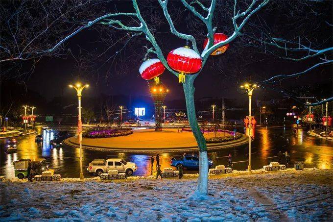 迟来的美照雪中的大厂桃湖公园太子山公园晓山转盘