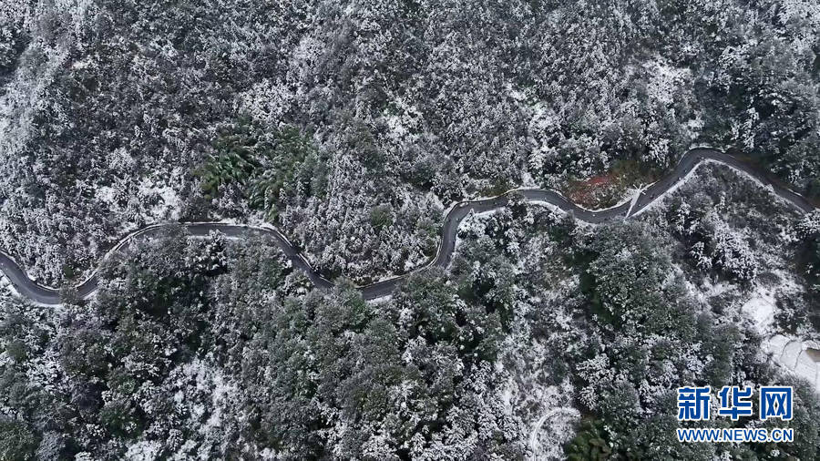 外衣|重庆古剑山：雪霁云海美不胜收