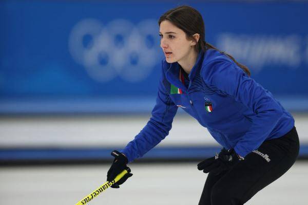 金牌|意大利队以全胜战绩获得冰壶混双项目金牌