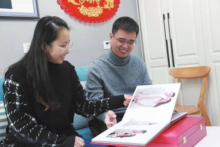 宋岩是土生土长的邯郸人,从小便与父母生活在这个小区,大学毕业后去