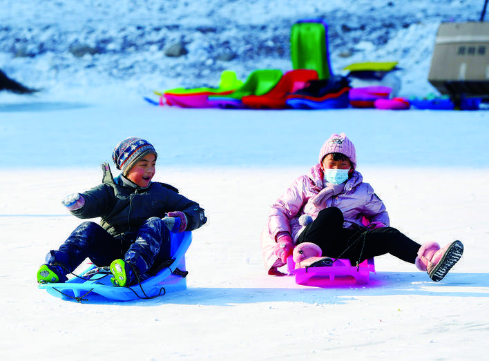 长春|长春：滑爬犁、抽“冰猴” 体验冰雪乐趣