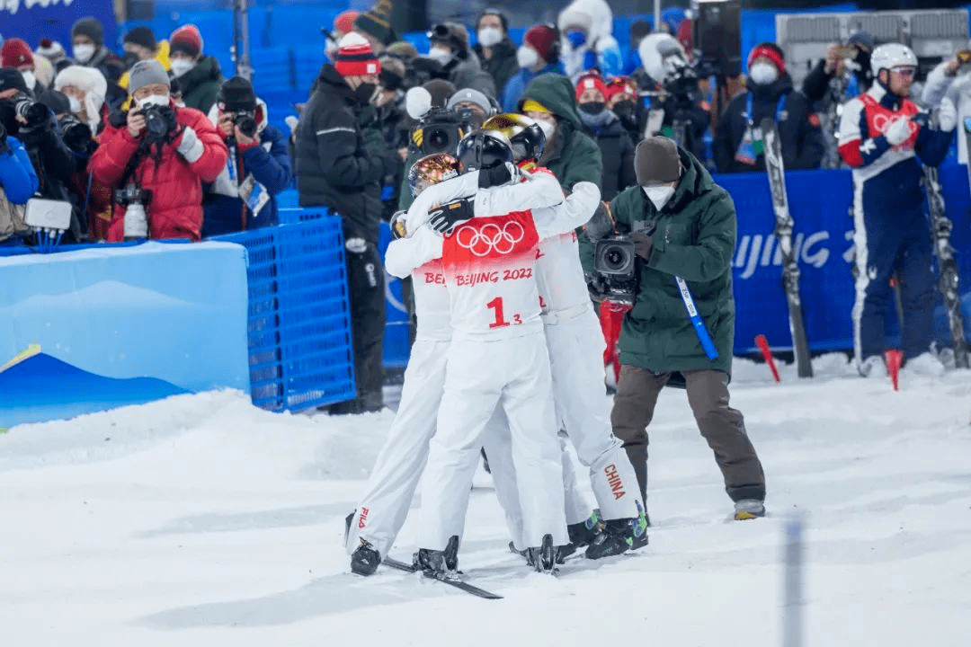 短道速滑女子1000米1/4決賽,男子500米預賽;19:00北京冬奧會 跳臺滑雪