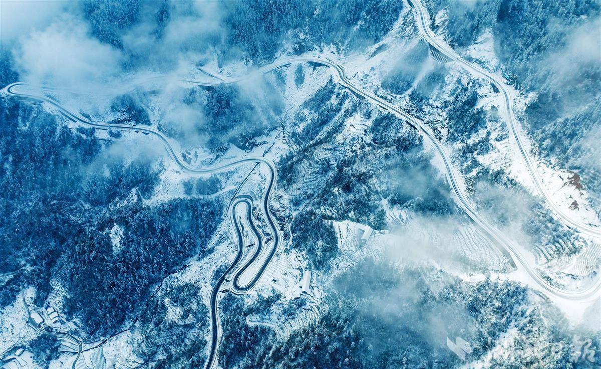 建设|“山舞银蛇”致富路