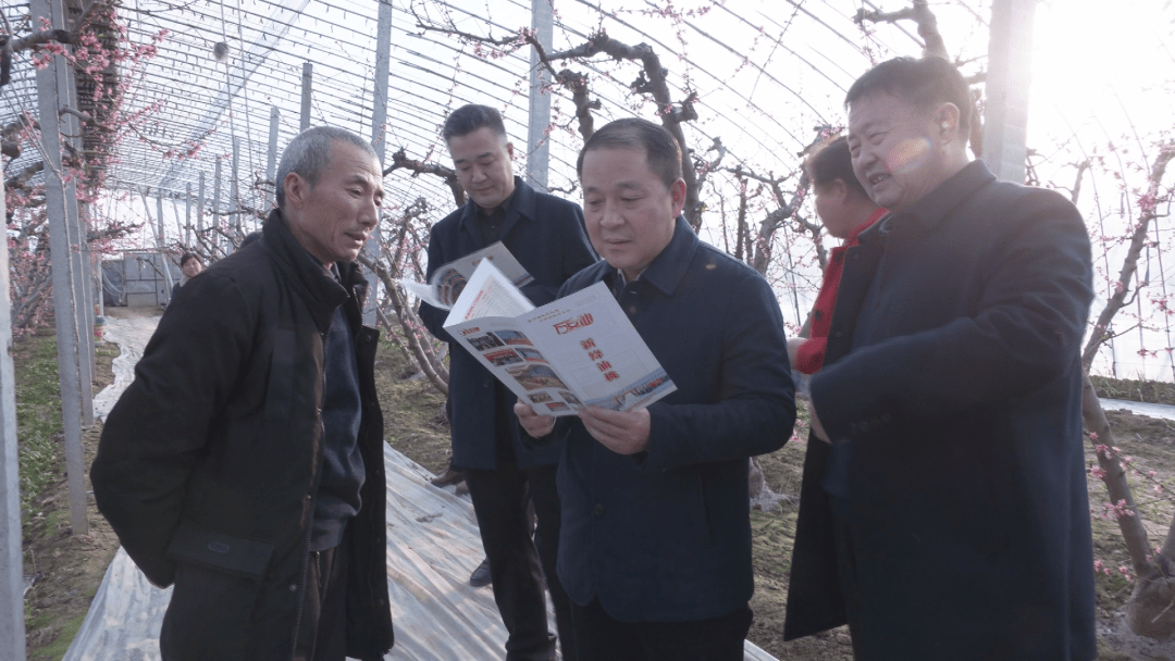 2月10日,縣委書記李玉林到古交鎮,萬安鎮就農業生產,農業基礎設施恢復