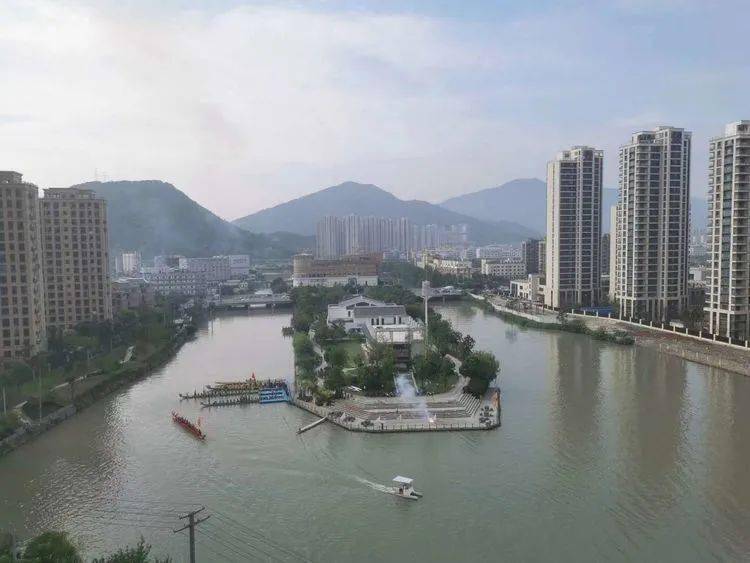 温州龙舟公园记