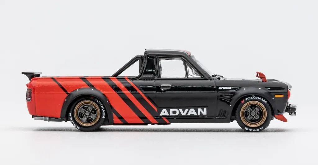 日产皮卡也疯狂sunnyhakotorapickuptruck改装车摸试玩