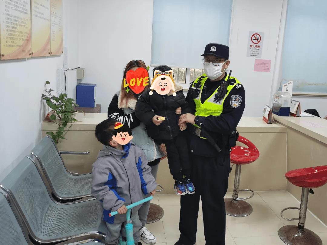 带着|哥哥带着弟弟下楼买零食结果......