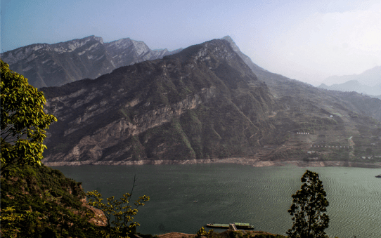 湖北鏈子崖風景區,景色宜人,​是登山探險的好地方!_景點_遺址_屈原