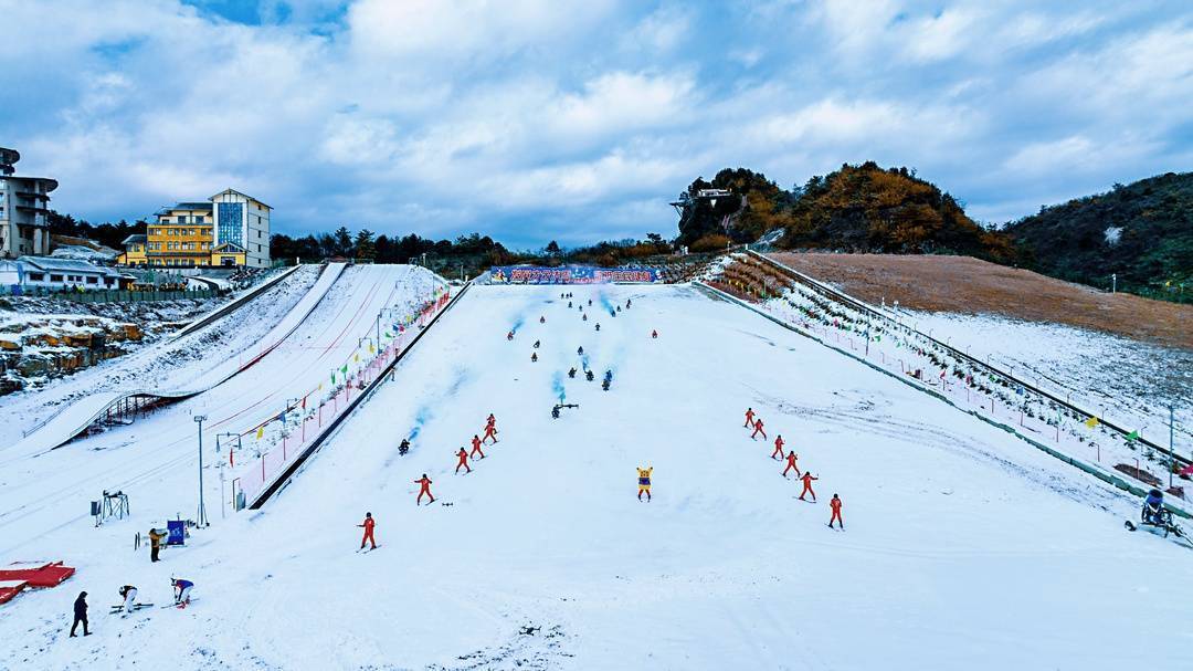 罗田滑雪场图片