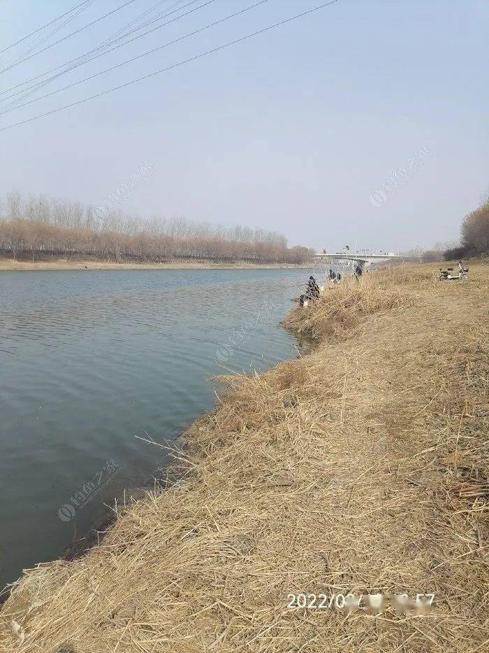 什么时间钓鱼钓岸边 a5326edd5a5e4043a9ea4c0ac6e62825.jpeg