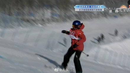滑雪|红衣爱凌好飒！谷爱凌第二跳79.38