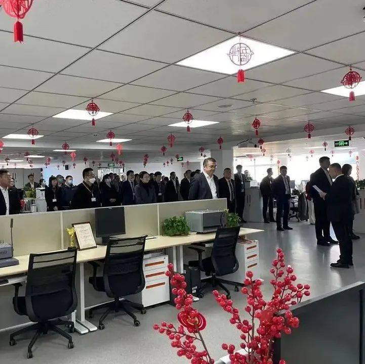 在一起,赢未来!_挑战_运营部_员工