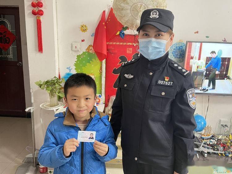 送证上门服务群众,便民惠民暖人心_辖区_谭剑茹_身份证