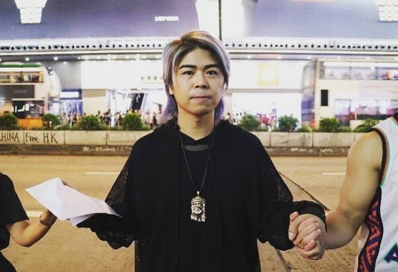 港媒涉嫌煽动意图行为及洗黑钱乱港艺人阮民安被国安处拘捕